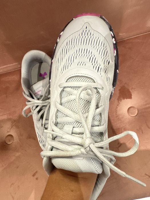 Under armour pantofi sport dama 38 folosite