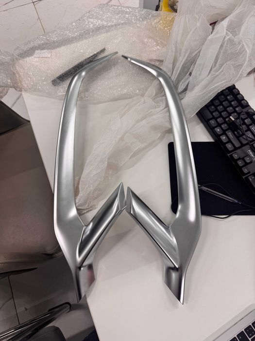 Geely coolray Молдинг фары основной правой