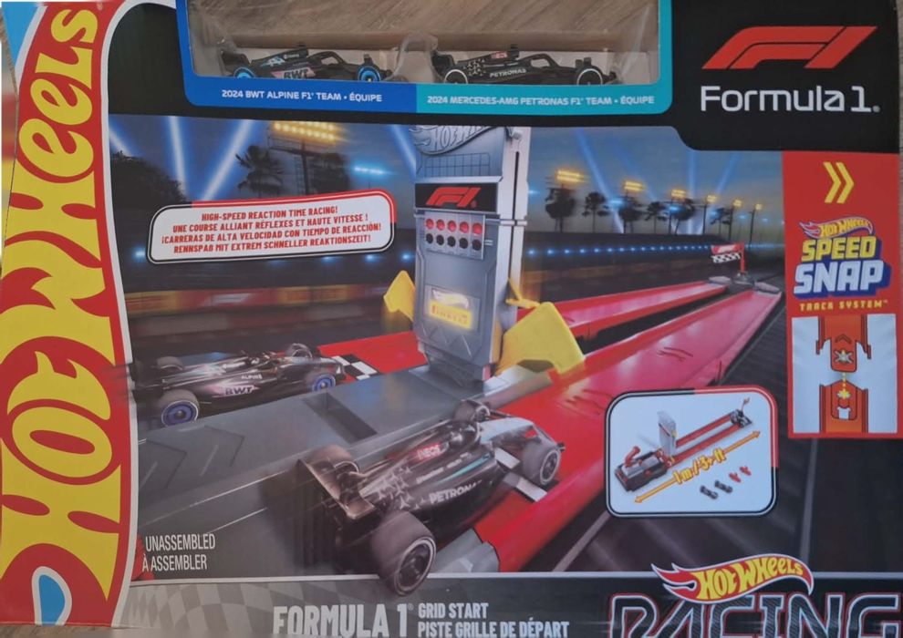Писта Hot Wheels racing F1