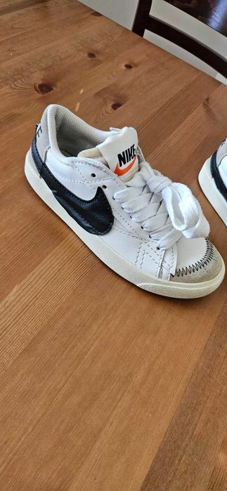 Кроссовки Nike б/у