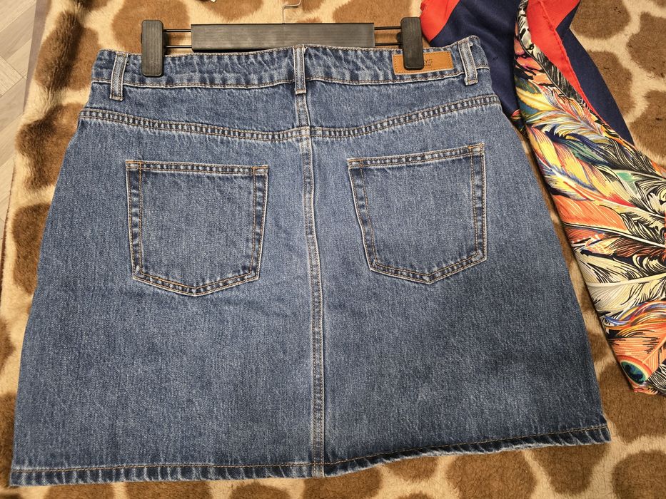 Продам юбку джинсовую.