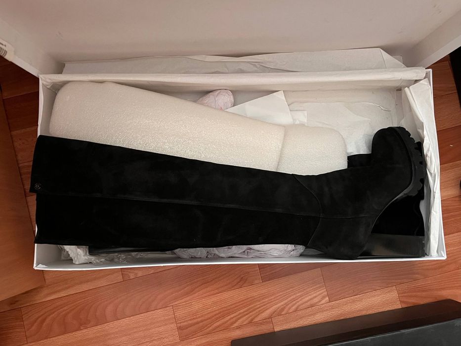 продам 4 пары обуви 40 го размера