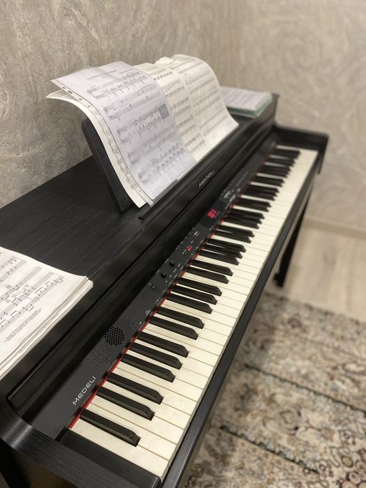 Цифровое пианино Medeli
