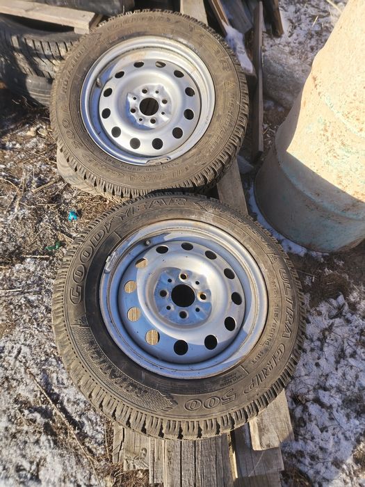 Продам 2 колеса, размер R 14