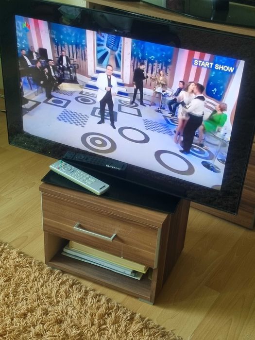 Sony TV LCD KDL 32NX500