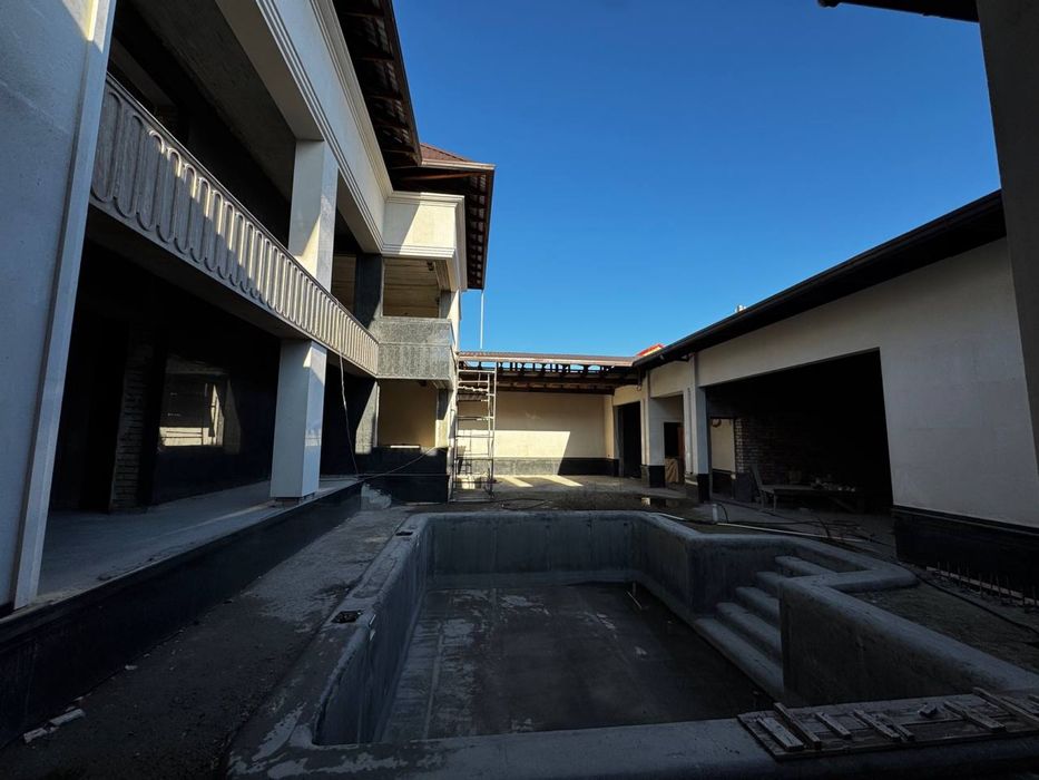 Элитный дом-особняк на закрытой охраняемой улице Ломоносова