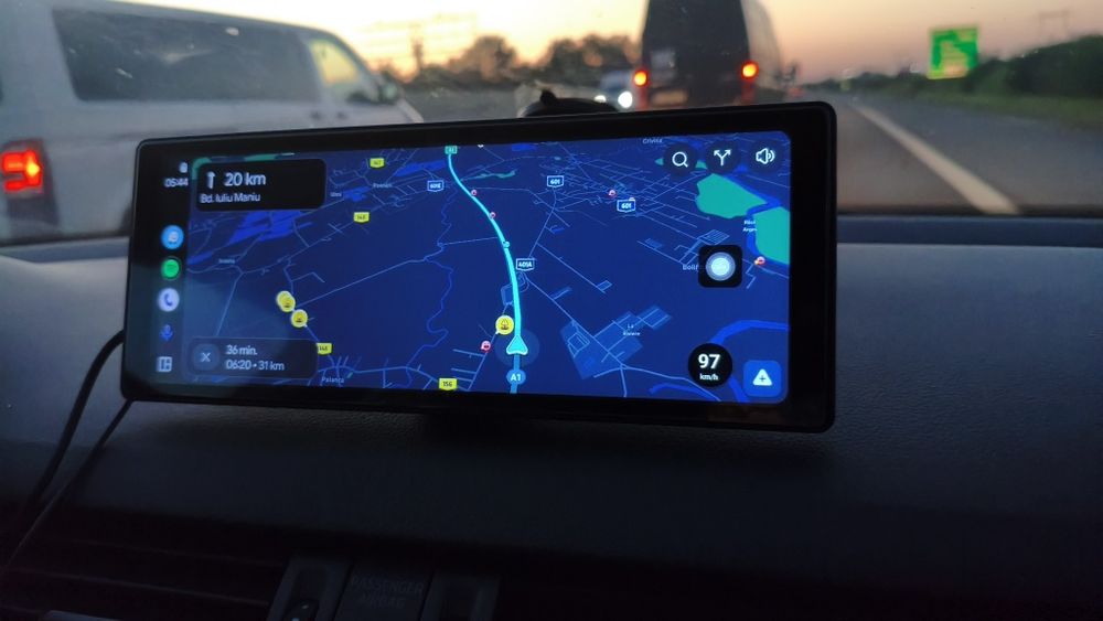 Navigație gps multimedia