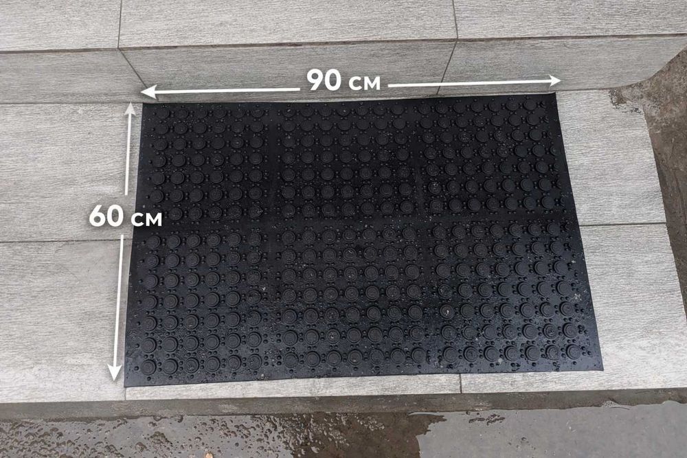 Противоскользящий резиновый коврик 60×90 см для бара, лестниц и входа