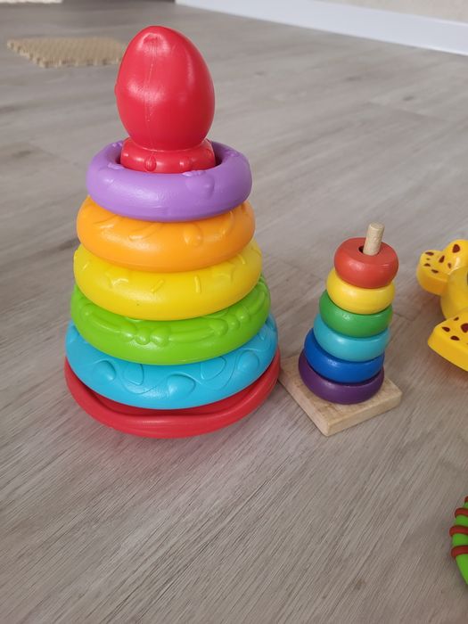 Развивающие игрушки для малышей