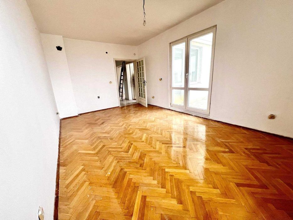 Продава се Многостаен апартамент в София, Младост 4 - 195 кв.м за 1347 €/кв.м - Снимка #7