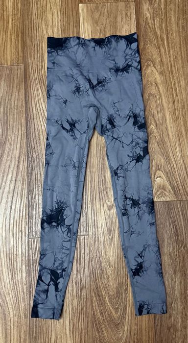 Брюки и лосины женские