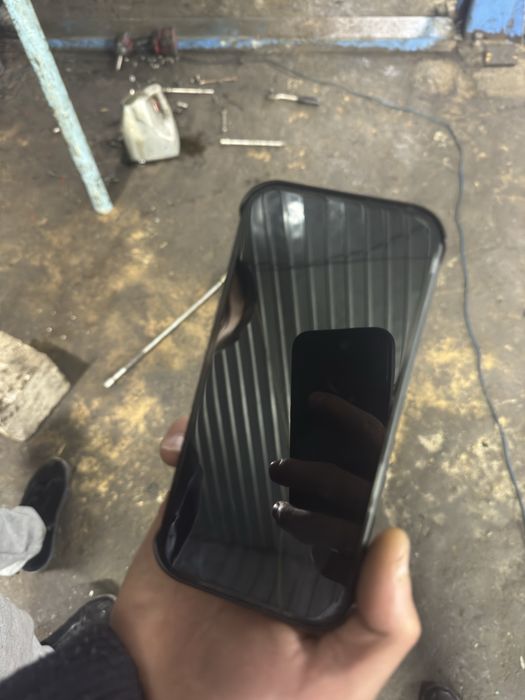 Срочно iphone 16 128gb