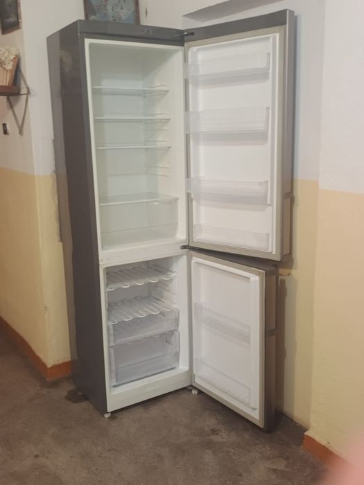 Vând combina frigorifica Samsung