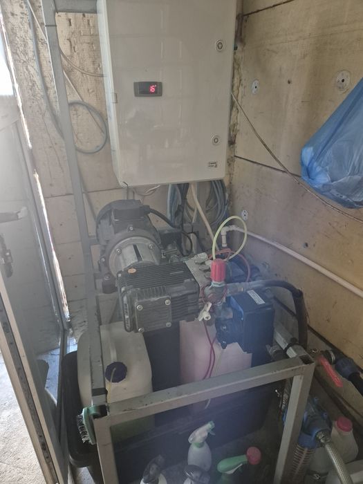Spălătorie auto self service  2 posturi și aspiratore 3 5 kw -2 buc