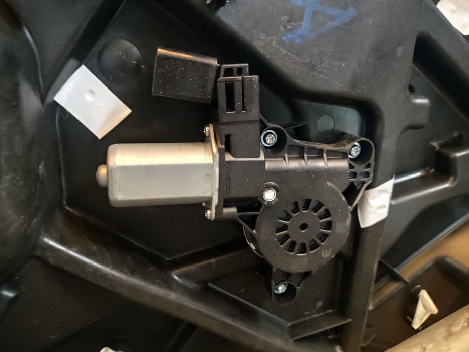 Зеркало без стекла Додж рам, блок двери