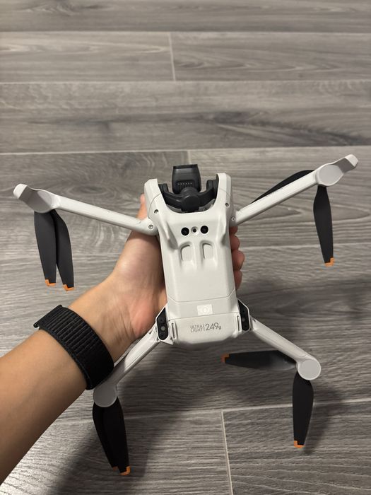 Drona dji Mini 3