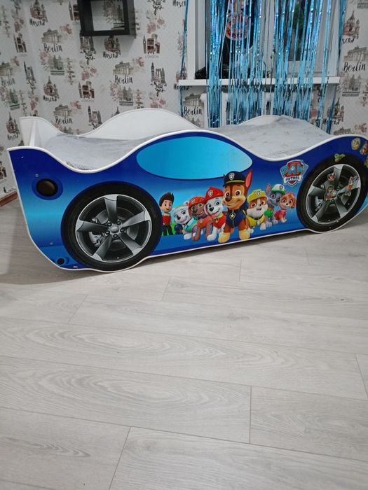 Продам кровать машинки