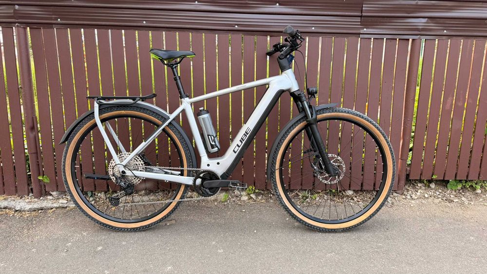 Cube Kathamandu 29'er 2024 ca NOU smart 2024 full XT frane 4 pistoane E-Bike Bicicleta Electrica oras trekking
