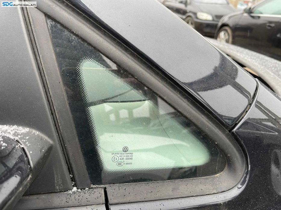 Geam Sticla Fix de pe Aripa Caroserie Dreapta Fata Volkswagen Golf 6 Plus 2008 - 2014