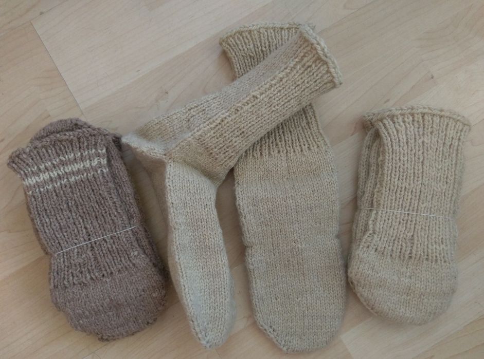 Вълнени чорапи ръчна изработка