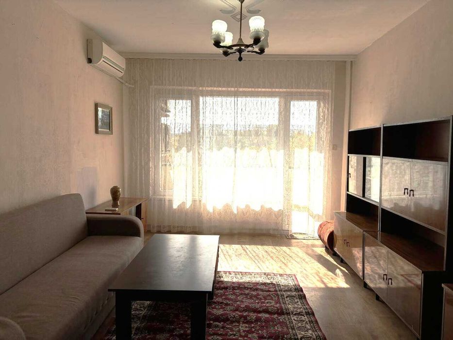 Продава се Тристаен апартамент в Пловдив, Изгрев - 90 кв.м за 1223 €/кв.м - Снимка #2