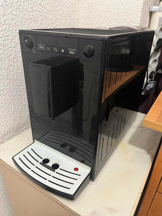 Продавам автоматична кафемашина Melitta Caffeo Solo