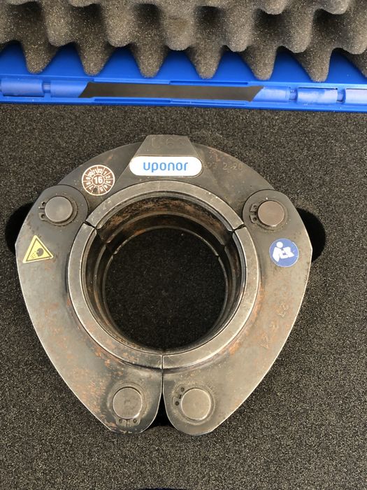 Presa sertizare Uponor UP110 i-press completa