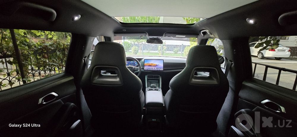 BYD Yuan Up 2025 qora