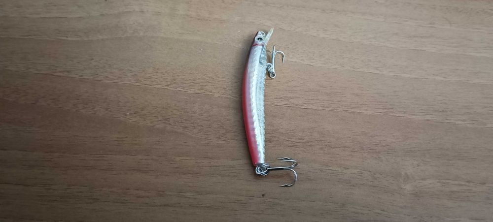 8 броя воблери за морски и сладководен риболов + влакно shimano