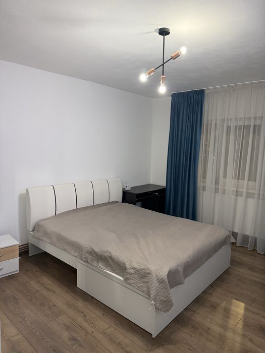 Garsoniera de inchiriat