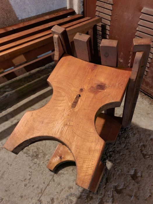 Дървени    пейки