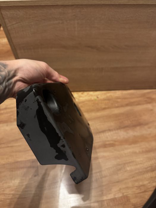 Поставка/държач за регистрационен номер мерцедес Е63 w213