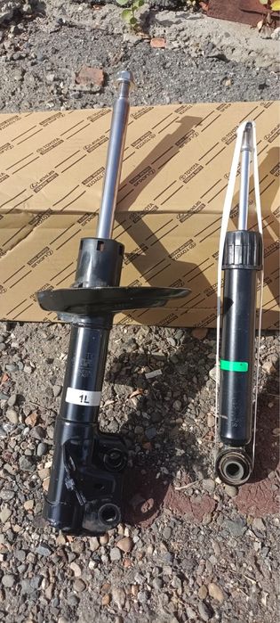 Продам амортизаторы