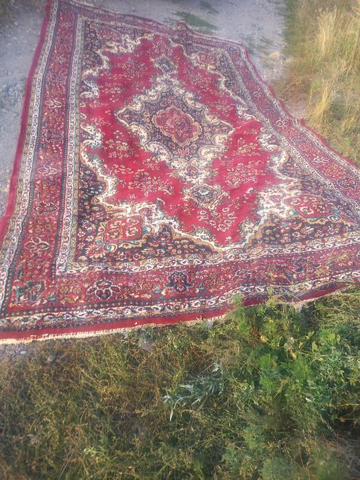 Продам ковры б/У