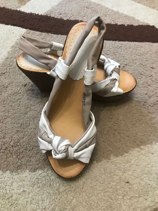 Дамски       сандали