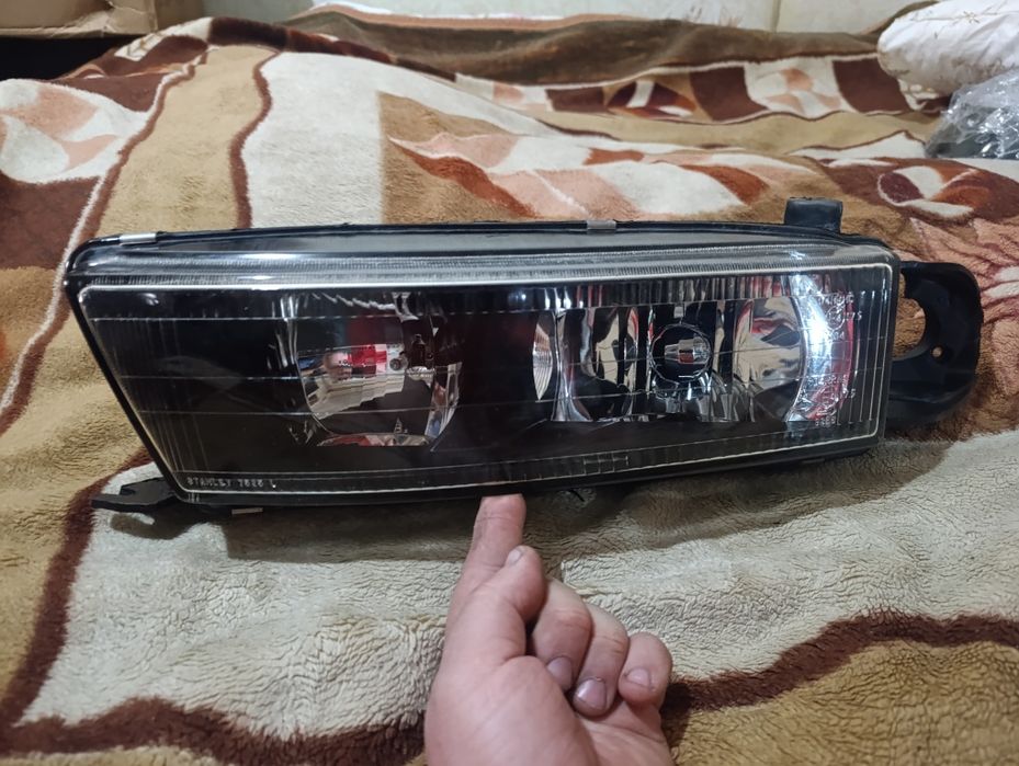 Фары на Мицубиси Галант 8