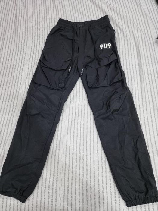 Унисекс комплект на Pause