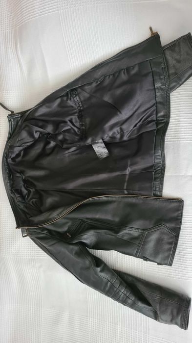 Дамско кожено яке