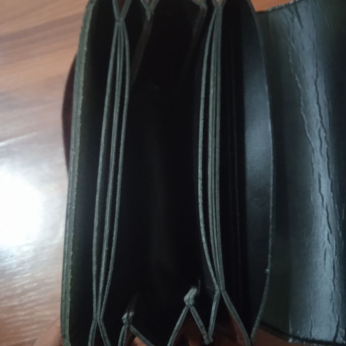 Срочно продам женскую сумку