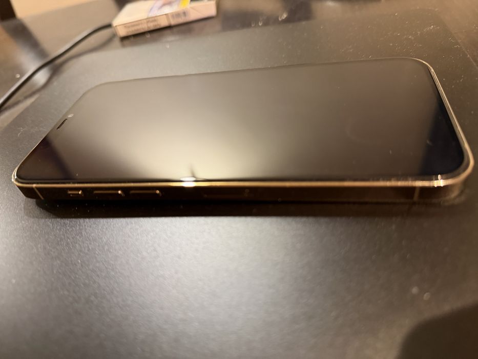 I phone 12 pro max 256 GB