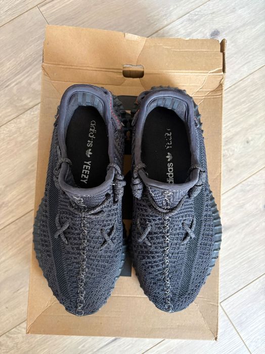 Спортни обувки Adidas yezzi boost 350
