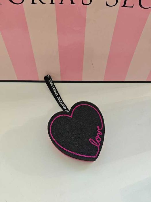 Victoria's Secret оригинални аксесоари, чанти