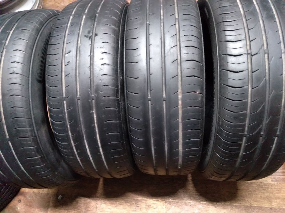 Продам комплект шин