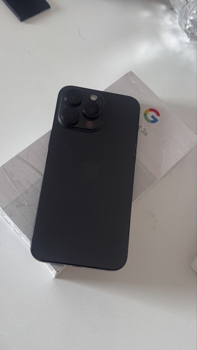Iphone 15 Pro Max ( Pentru piese )