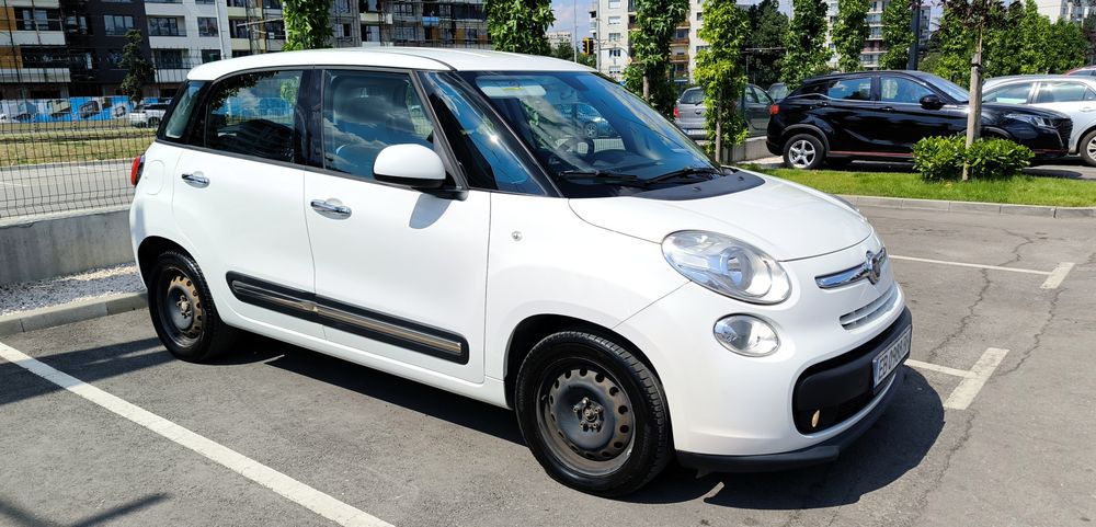 Fiat 500L 1.6 MultiJet 105 к.с. с Камера + Зимни гуми