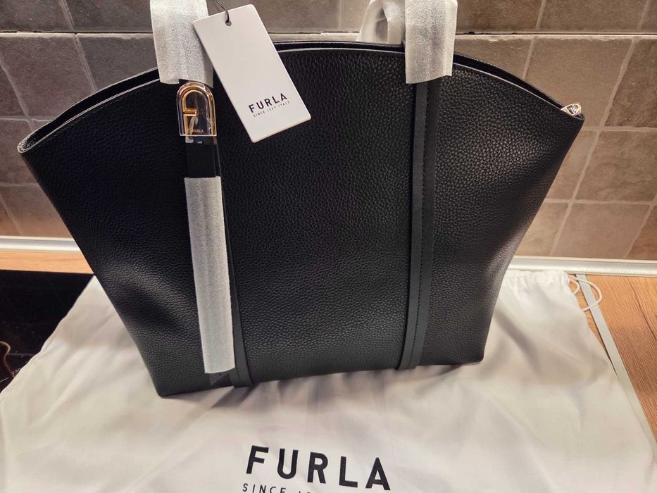 Дамска чанта Furla - НОВА