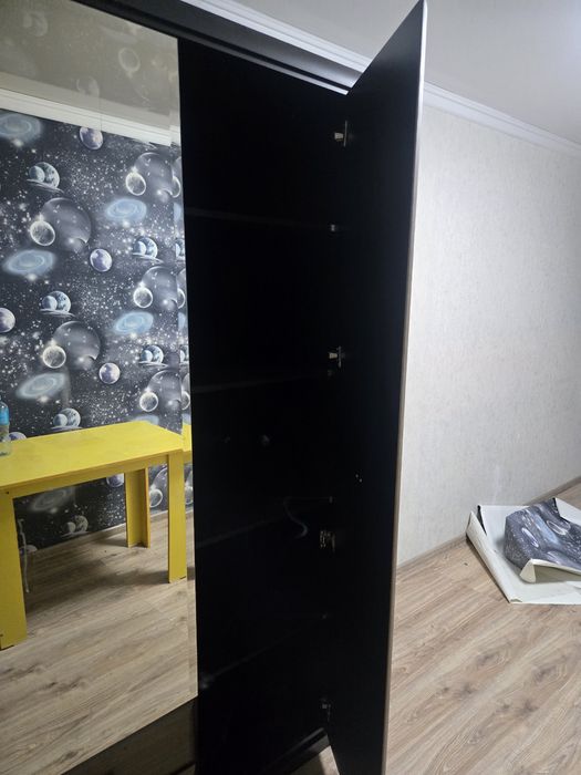 Продам шифонер 3 створчатый