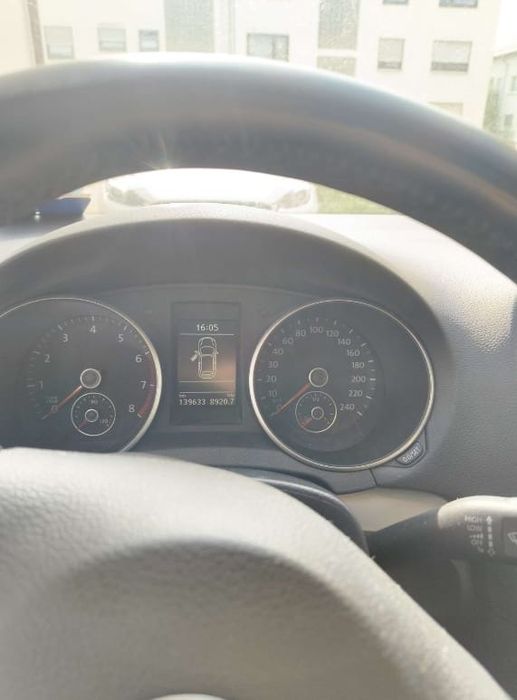 Vând Volkswagen Golf Cabrio