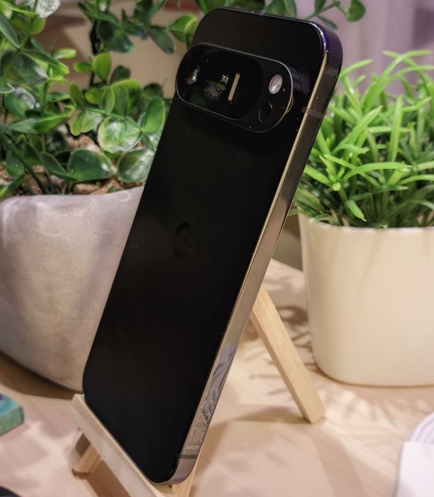 Google Pixel 9 Pro Obsidian, Baterie 100%, 16gb/128GB