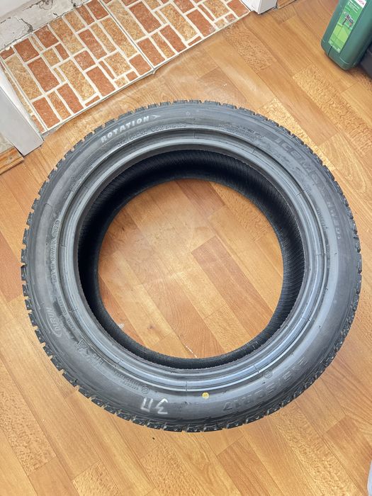 KAPSEN ICE MAX Зимняя резина R17 в отличном состоянии
